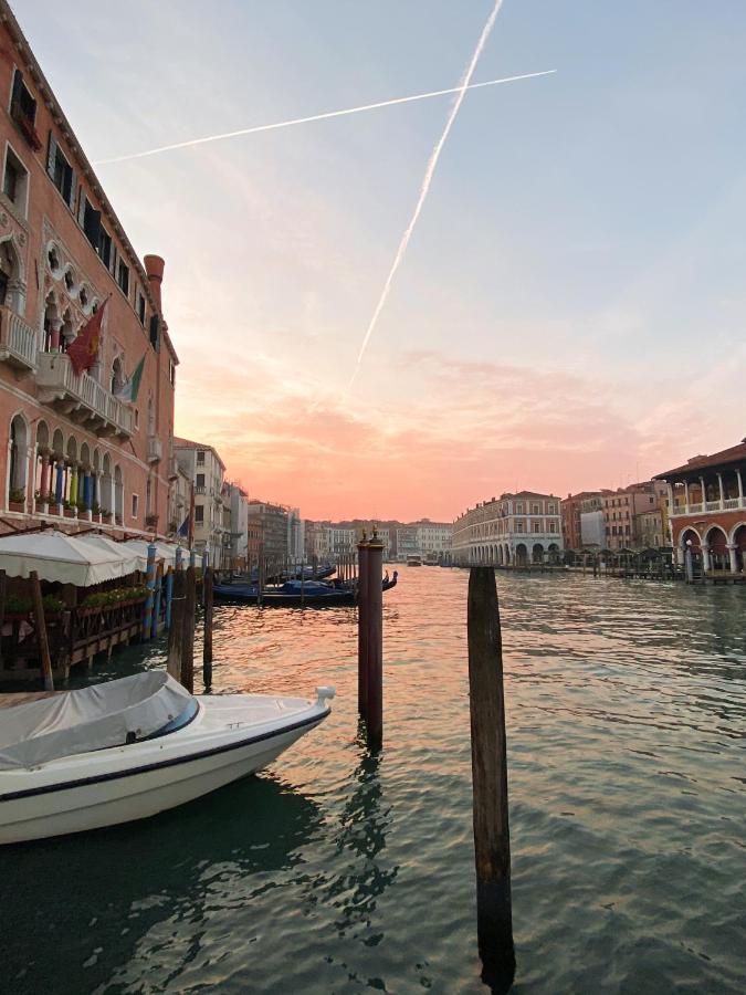 Friari Suite-Luxury Apt. Close To Rialto Bridge Venecia Exterior foto