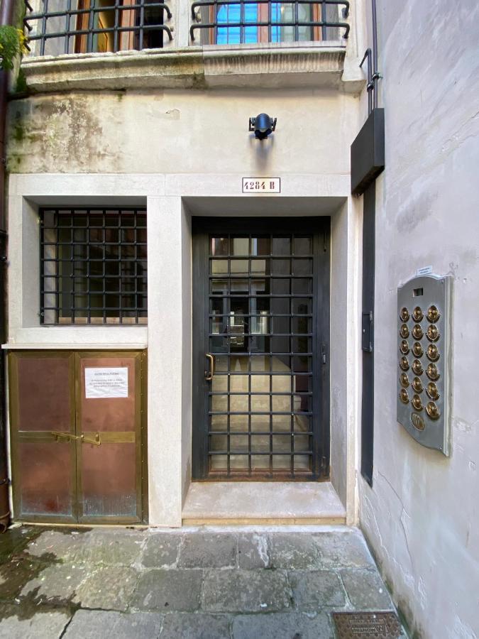 Friari Suite-Luxury Apt. Close To Rialto Bridge Venecia Exterior foto